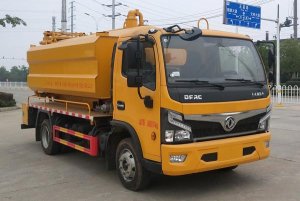 舜德牌SDS5100GQWE6型清洗吸污車